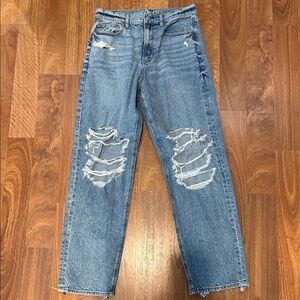 American Eagle Distressed Jeans - High Rise Baggy Straight